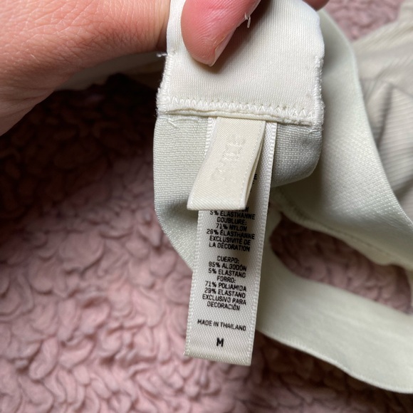 SKIMs Ribbed Cream Set - Picture 5 of 6